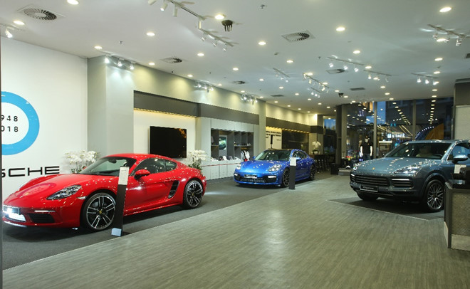 Trải nghiệm khoang lái của xe Porsche tại Sài GònDu hoc Han Quoc - Hoc bong Han Quoc